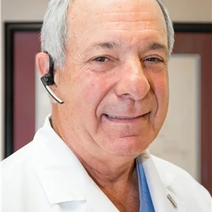 Dr. Alberto Dominguez-Bali